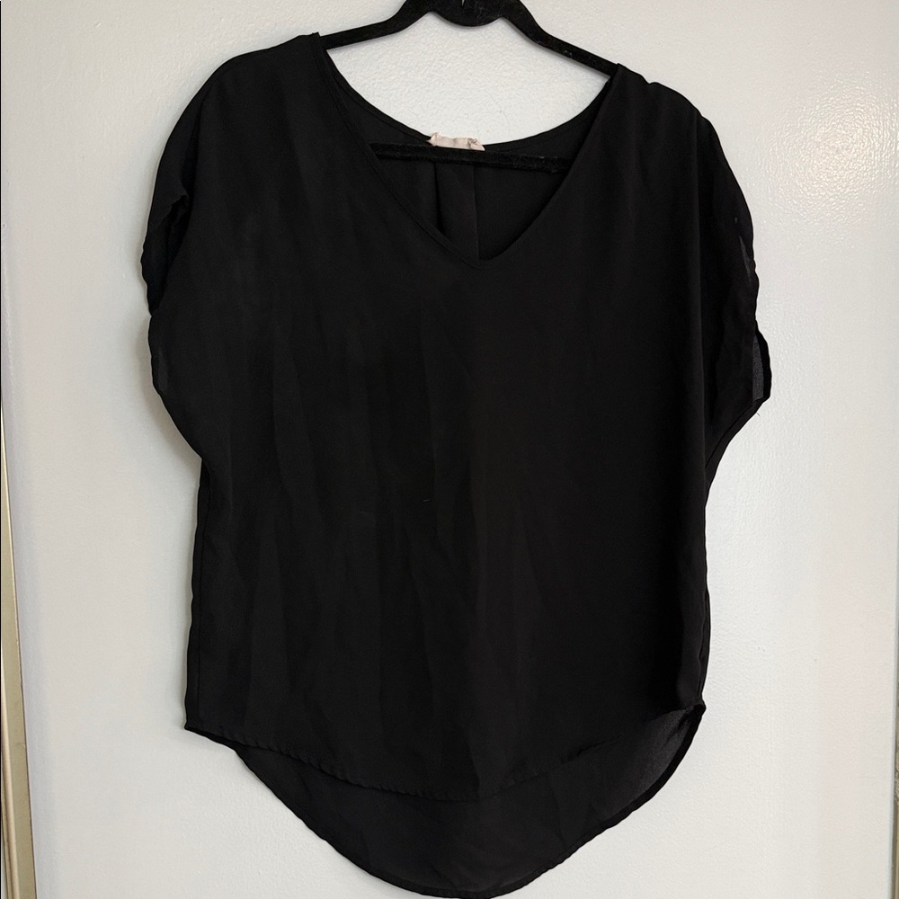 Lush Black Lightweight Short Sleeve Blouse